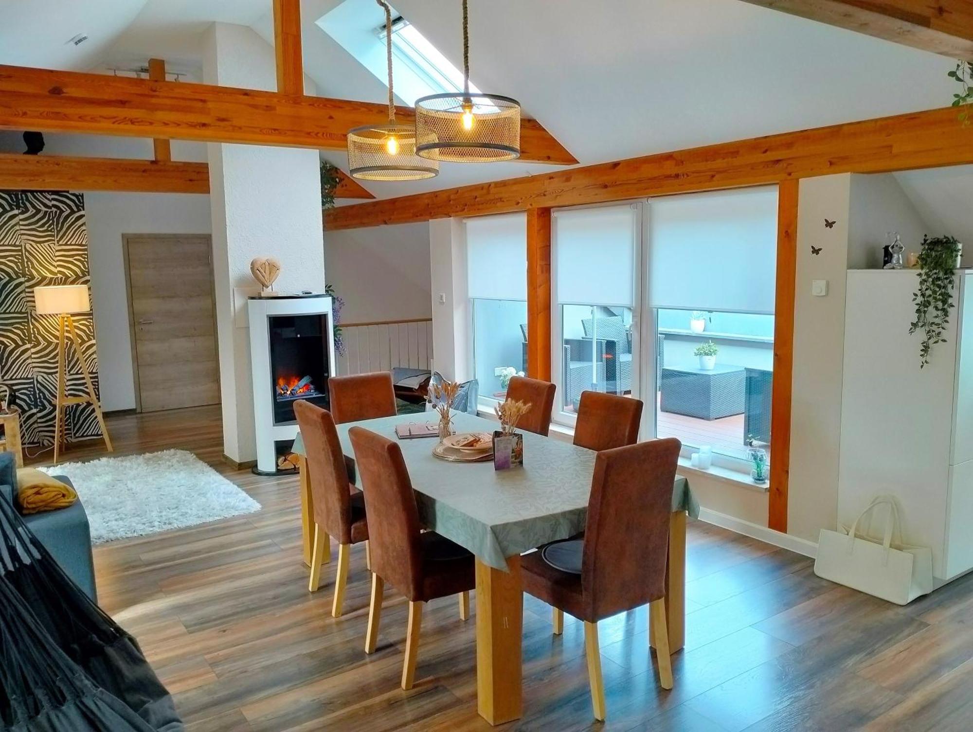 Ferienwohnung Am Waldesrand: Garden Retreat with Family-Friendly Amenities Cottbus Exterior photo